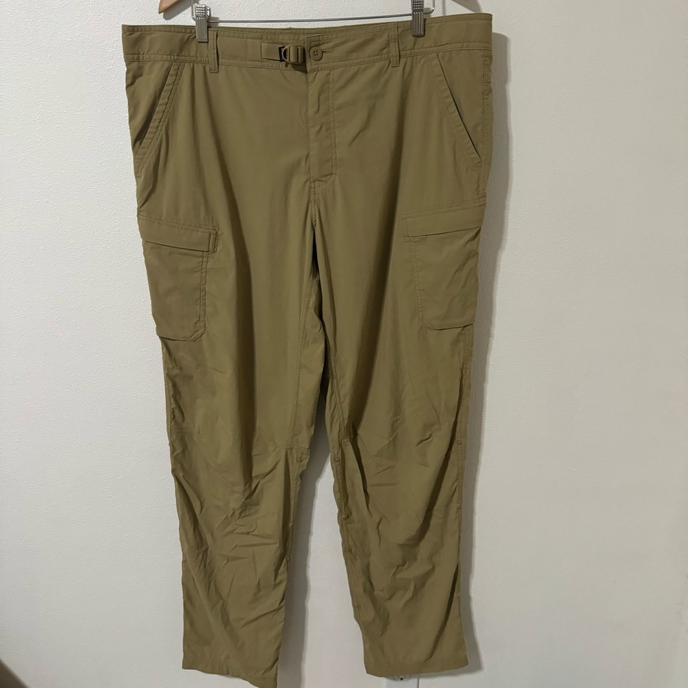 REI Co-op Sahara Roll-Up Cargo Pants Khaki Lightweight Hiking Relaxed Fit-42x34